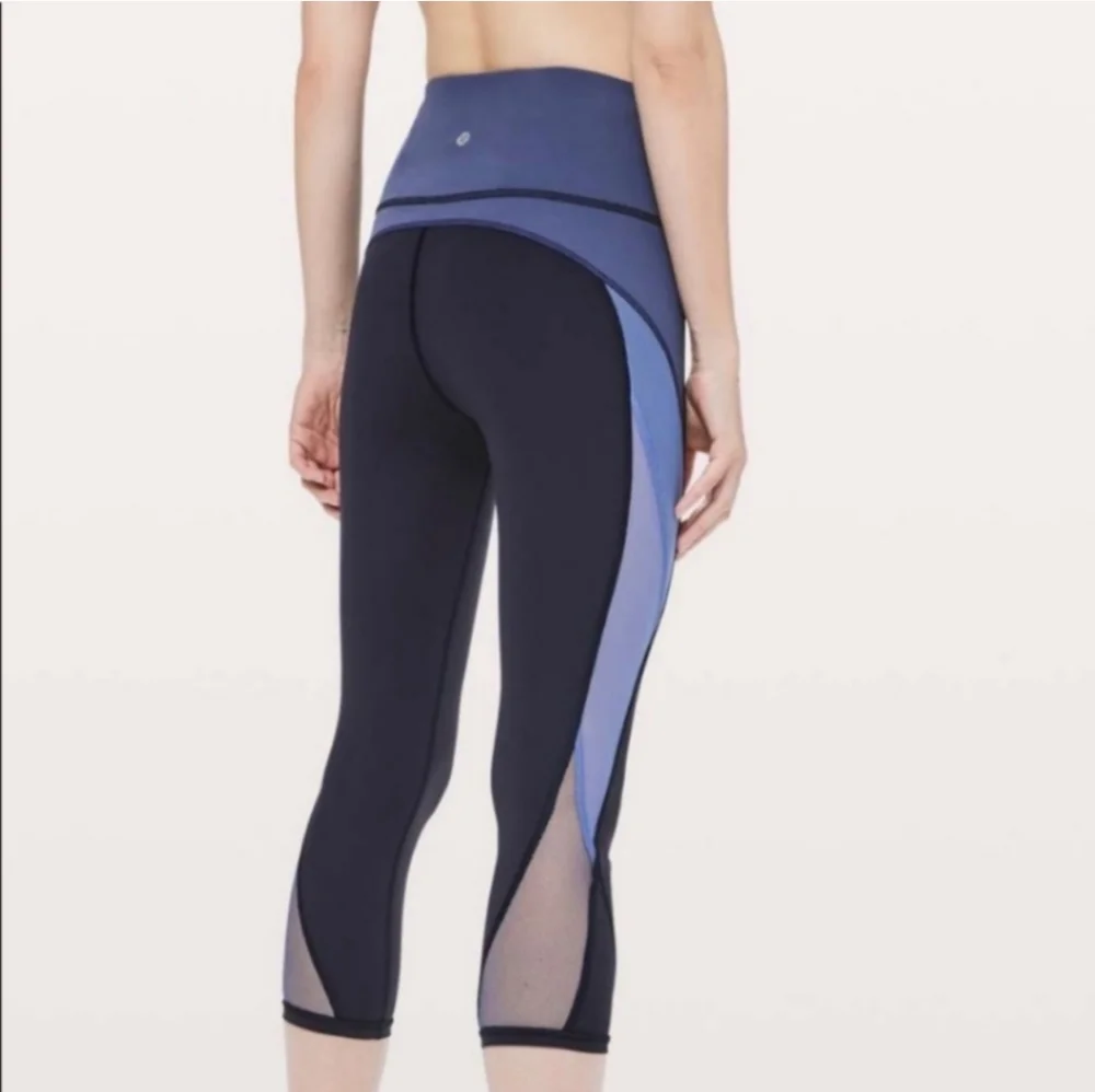 🔥🔥LULULEMON Color me Ombre Crop 21" 6 Blue - Picture 11 of 12